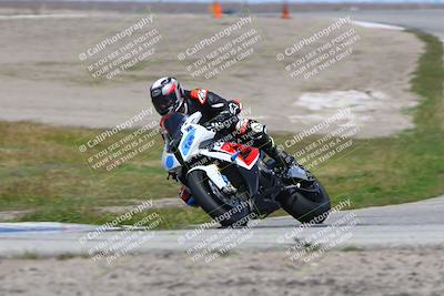 media/Mar-22-2025-TrackDaz (Sat) [[0456df0c41]]/Group B/Session 3 (Outside Grapevine)/